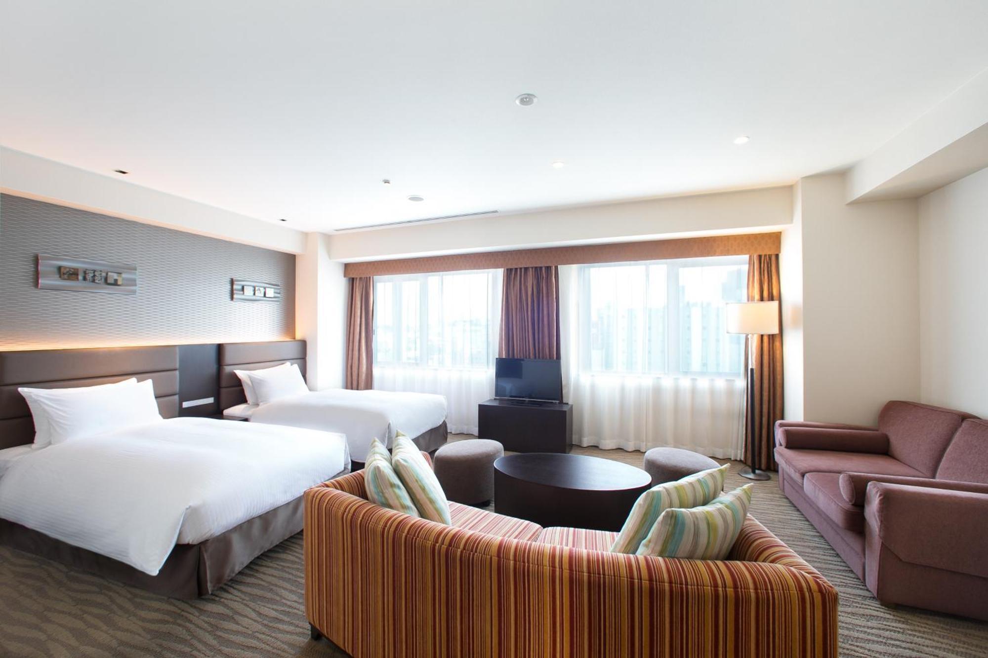 Holiday Inn Osaka Namba By Ihg Экстерьер фото